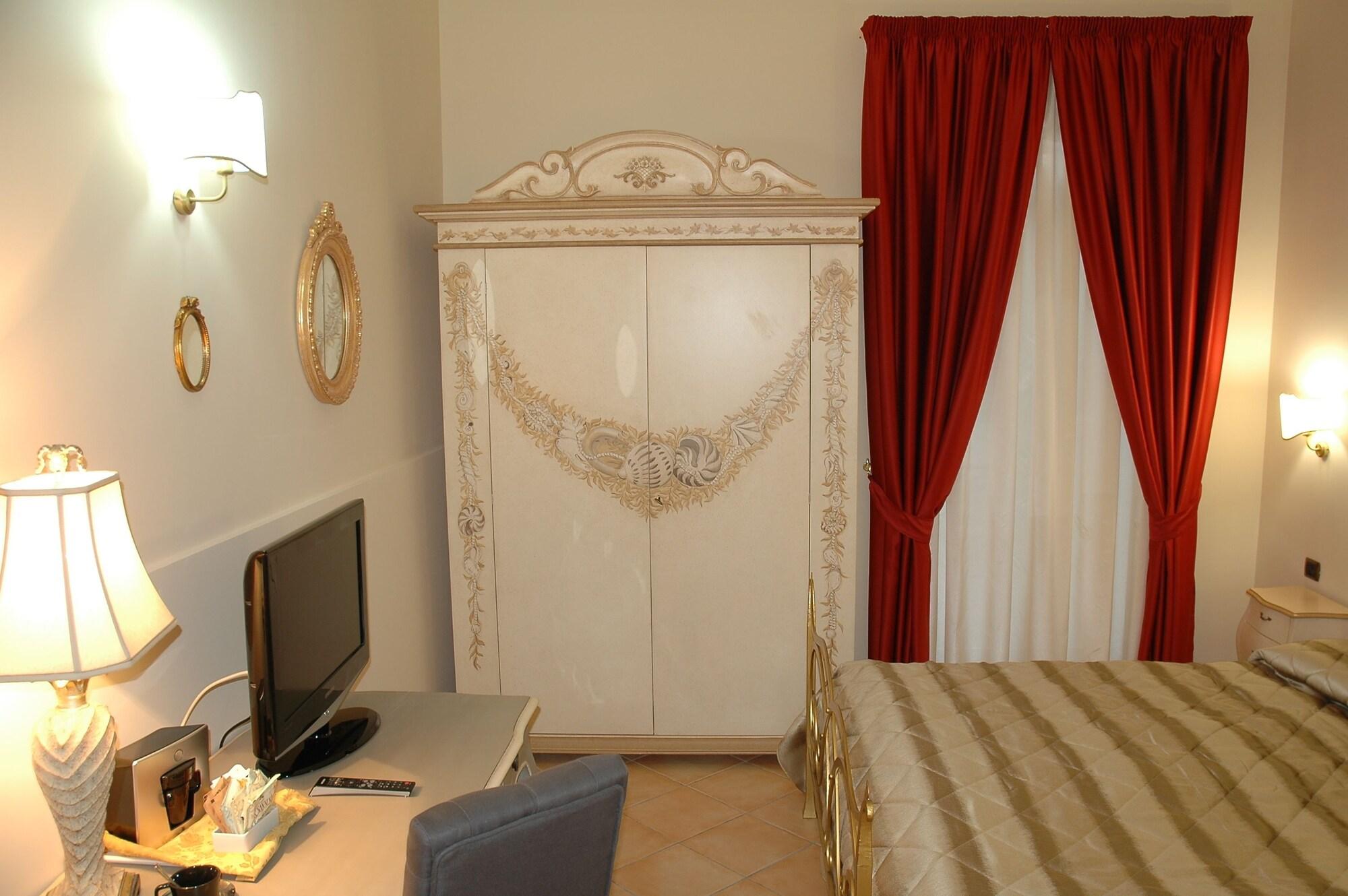 Charme Hotel Villa Principe Fitalia Фануза Екстериор снимка